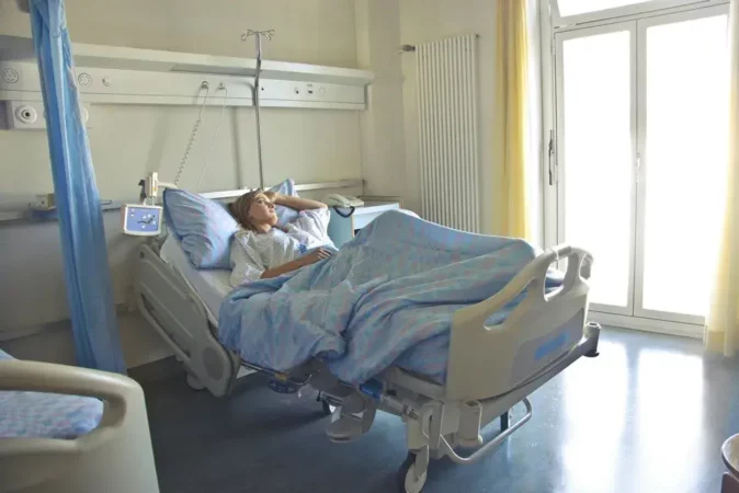 Analisis Tingkat Terpakai Tempat Tidur dalam Studi Kelayakan Rumah Sakit
