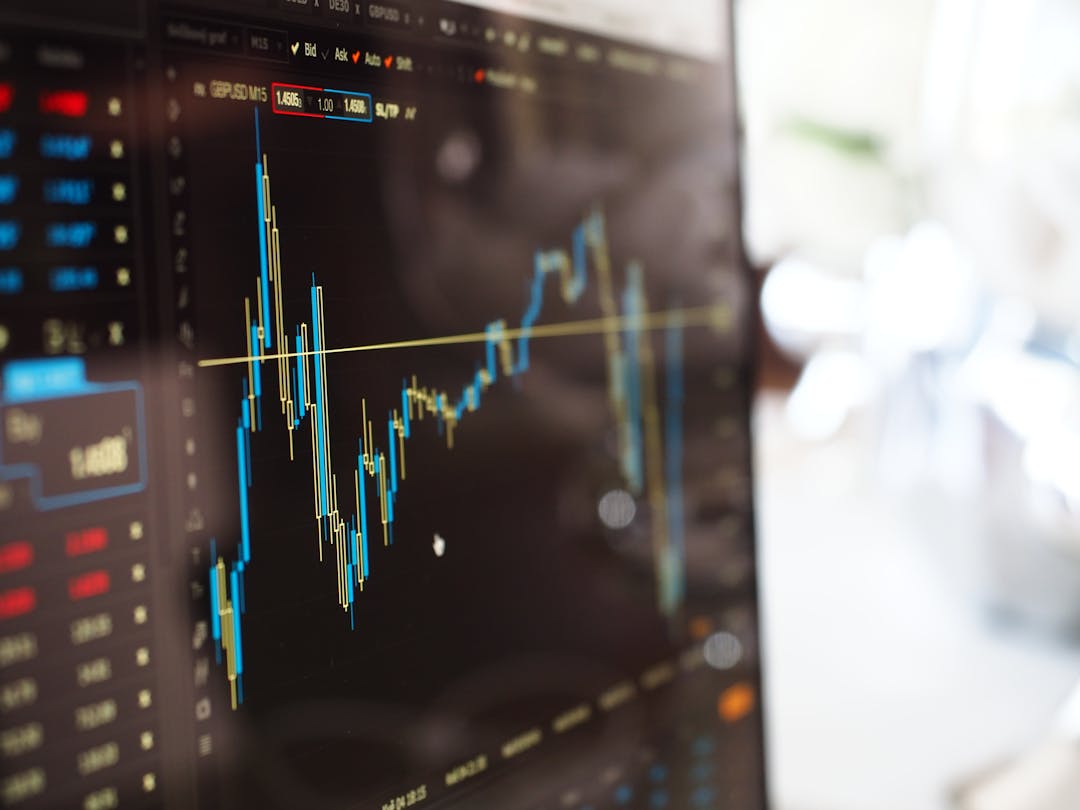 Pentingnya Memilih Broker dengan Reputasi Global di Tengah Volatilitas Pasar