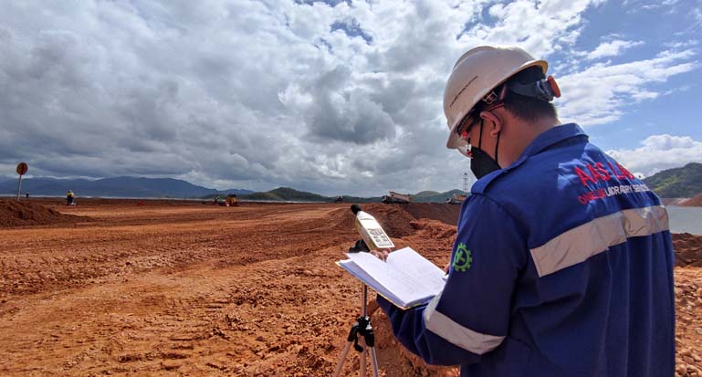 Pentingnya Monitoring Lingkungan dan Peran Laboratorium Lingkungan di Indonesia