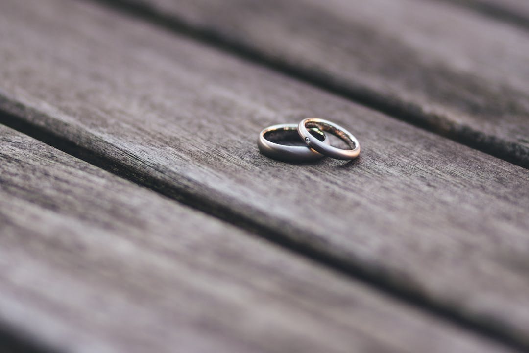 Perhiasan Emas yang Cocok Dipakai Setiap Hari