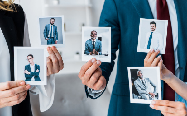 Strategi Membangun Personal Brand Digital untuk Profesional dan Pemilik Bisnis